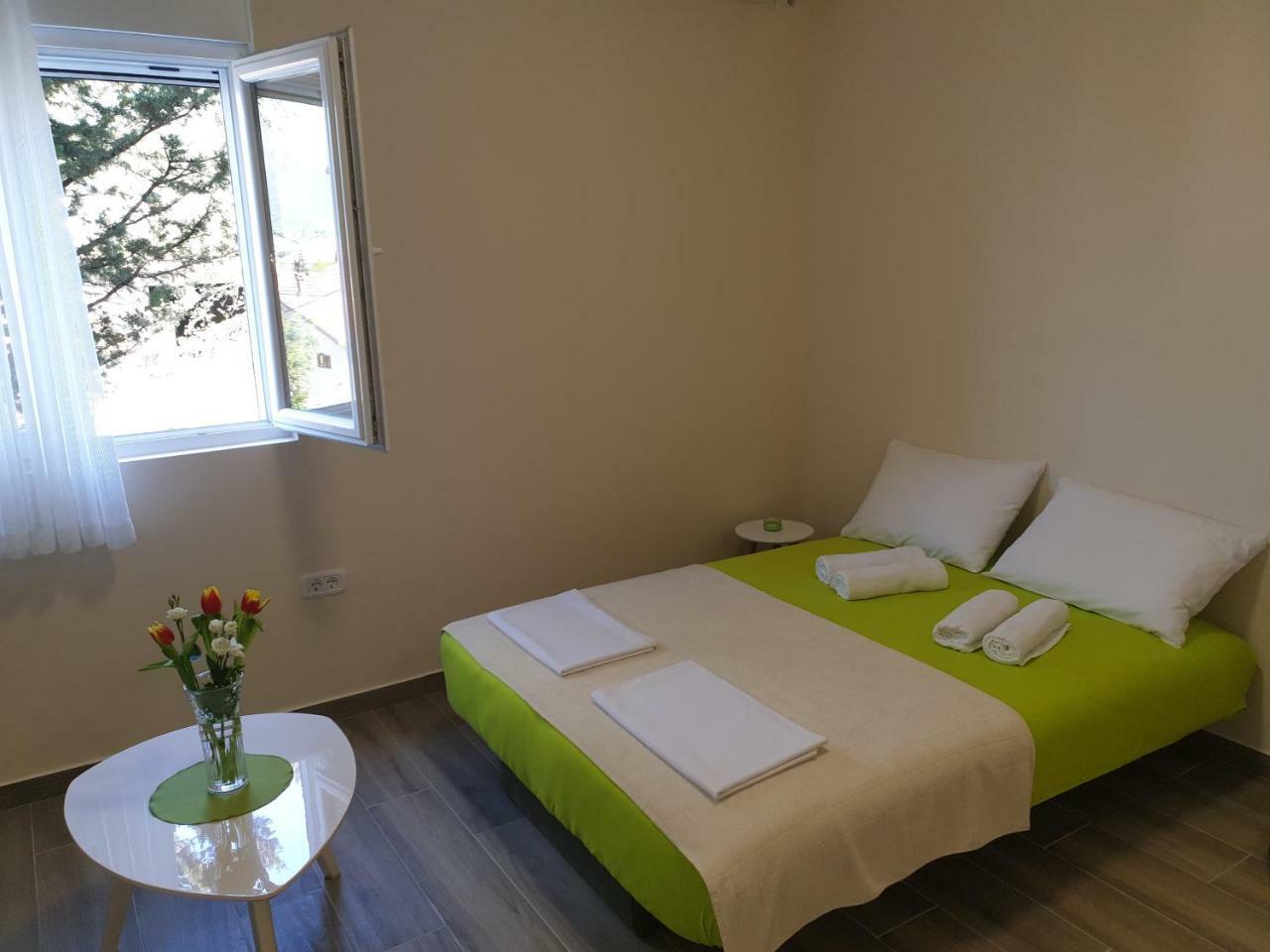 Apartments Jadran Tivat Ngoại thất bức ảnh