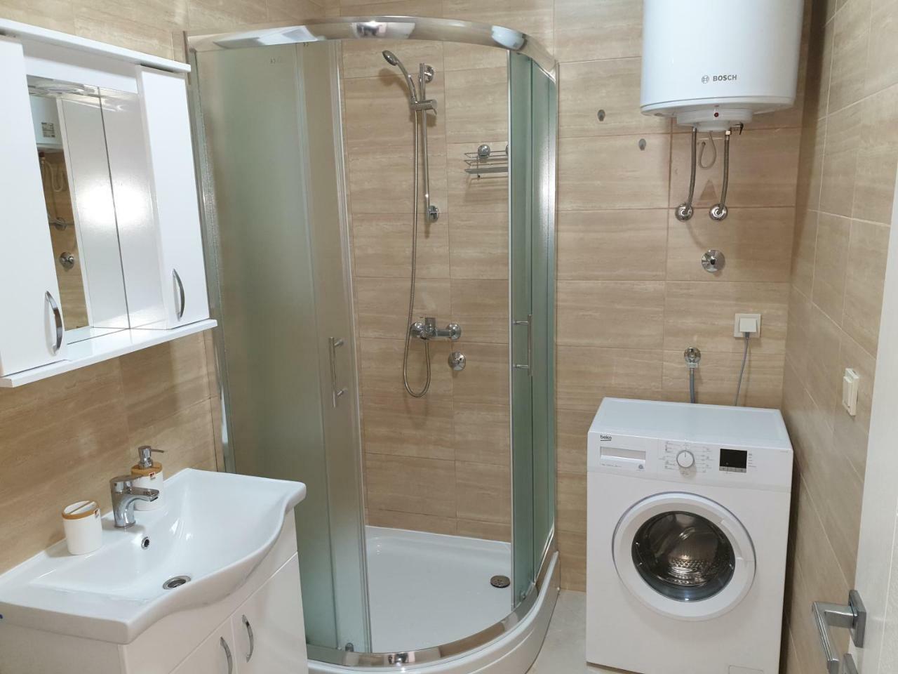 Apartments Jadran Tivat Ngoại thất bức ảnh
