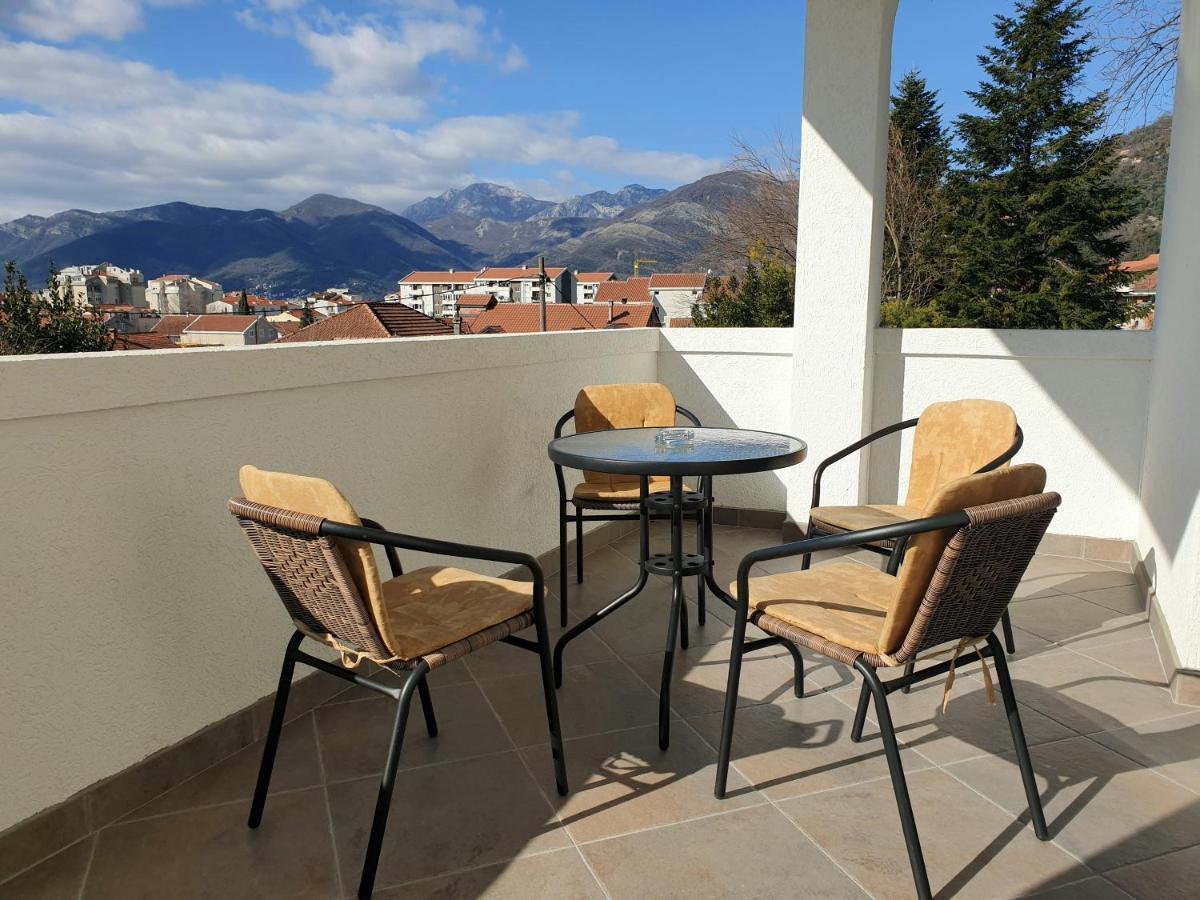 Apartments Jadran Tivat Ngoại thất bức ảnh